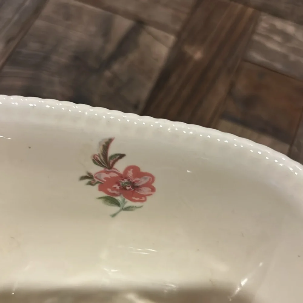 Athena Pottery Vintage Bathroom Vanity Set soap/trinket dish, bath tub